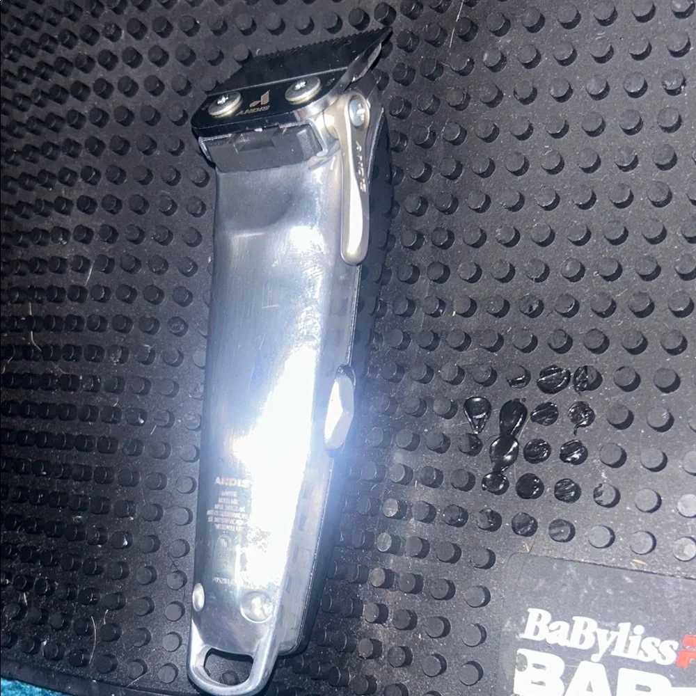 Andis Black and Gray Hair Clipper - Picture 3 of 3